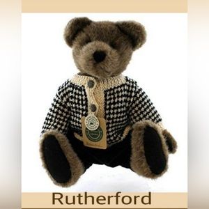 Vintage Boyd bears Rutherford archive collection w/tags, w/glasses, 16” sweater